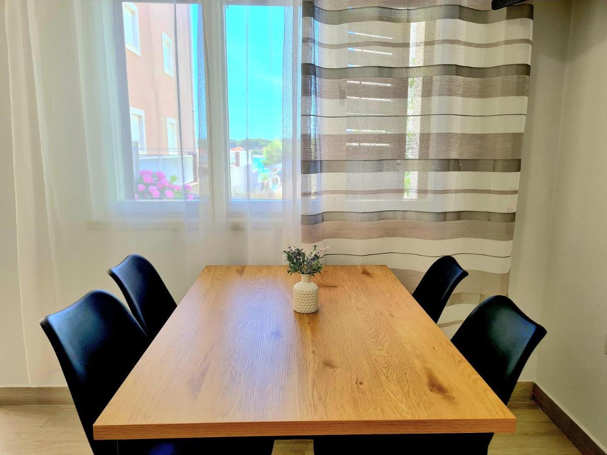 Apartment Ivana Brodarica  Luaran gambar